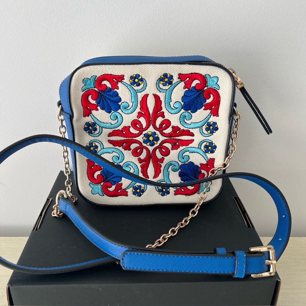 CARPISA cross body Limited Edition Embroidered Napoli Italy